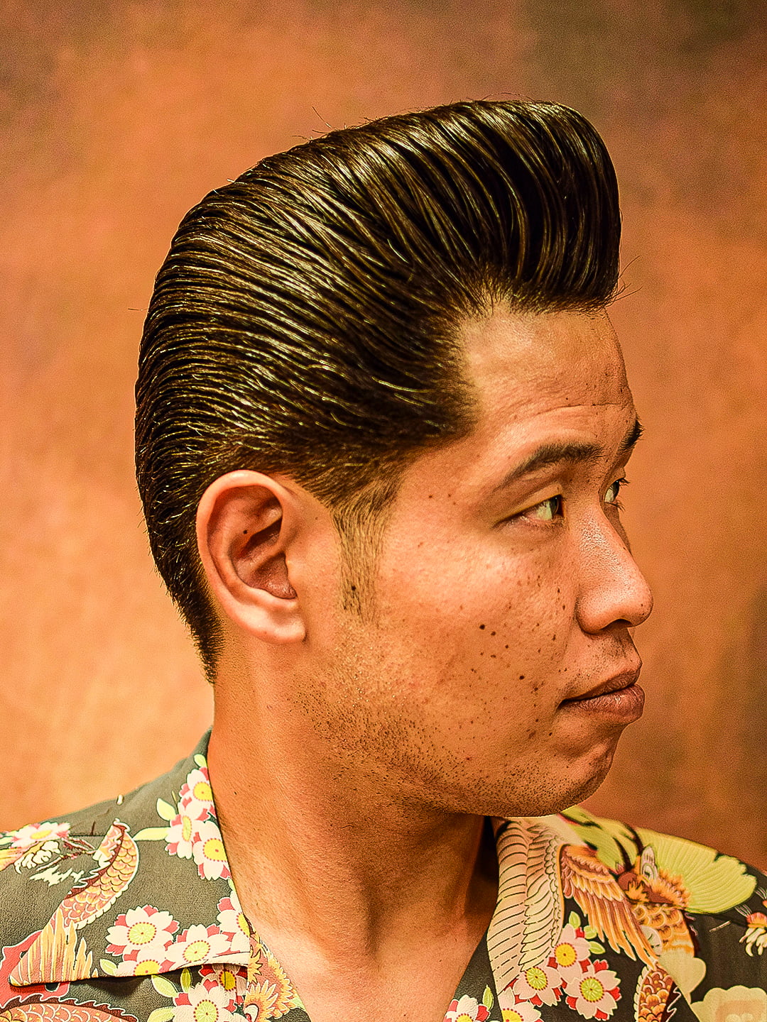 硬く、毛量が多く、毛流れも方向性も出しにくいーそんな強いくせ毛