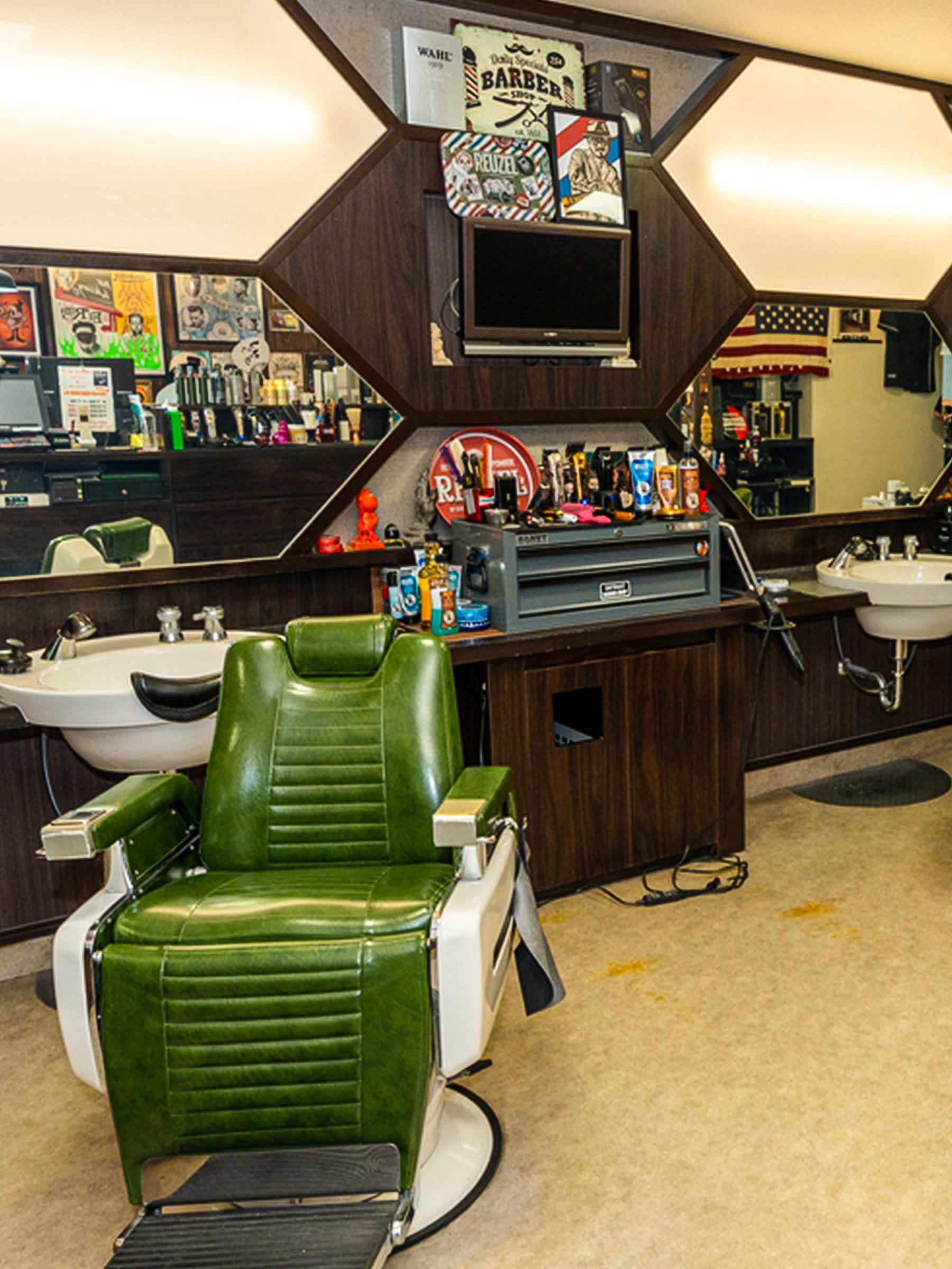 ENTRUST BARBER SHOP 津幡本店